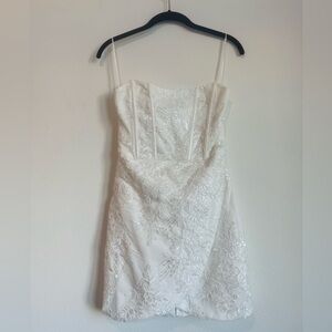 Klesis Strapless White Dress